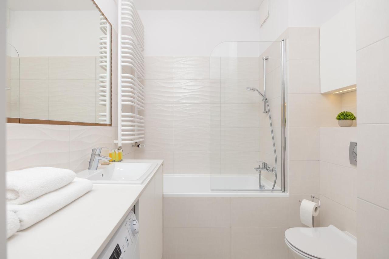 Wola Chic Blue Apartment Warszawa Zewnętrze zdjęcie
